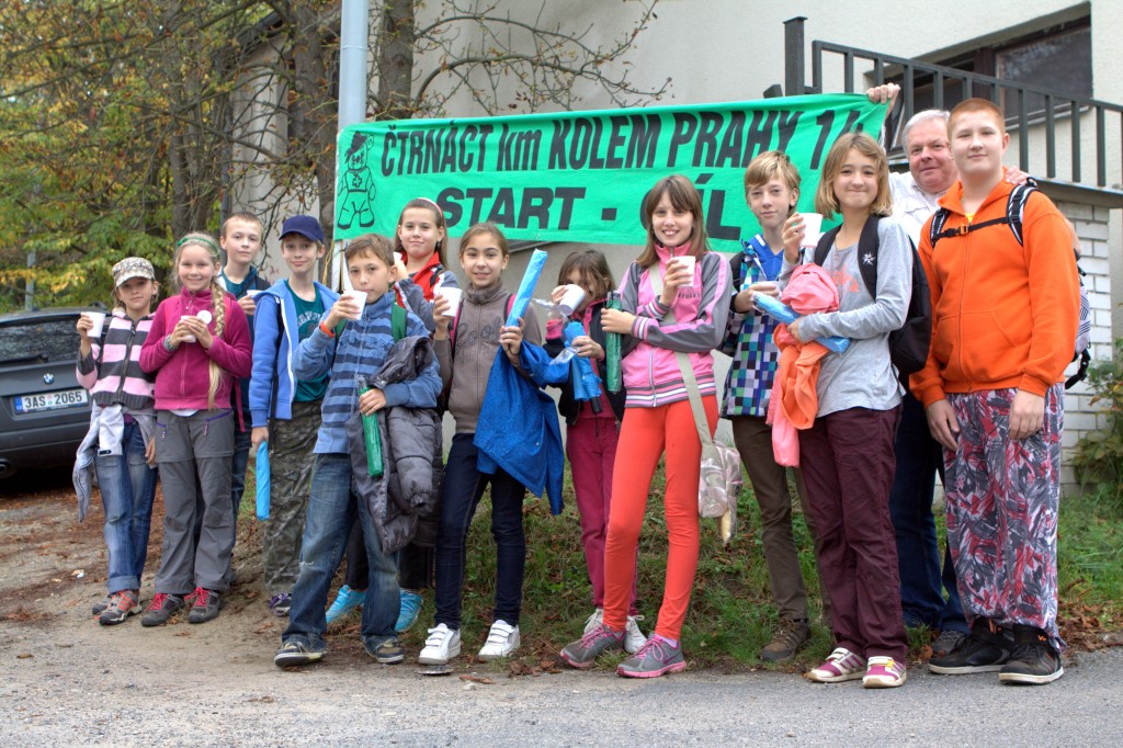 Pochodovalo 159 lidí