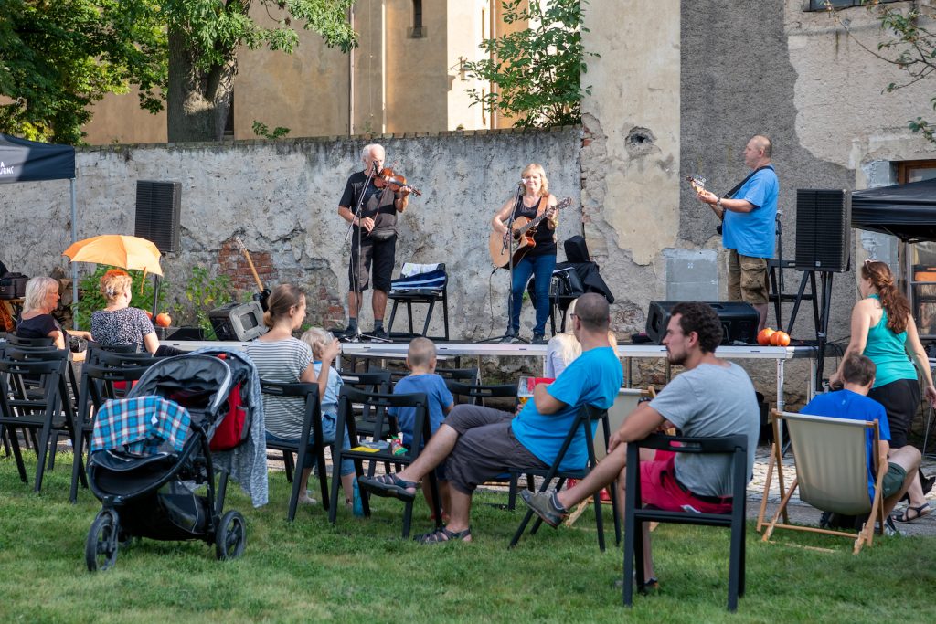 Country odpoledne s Radkou Nýdlovou a spol. – ZRUŠENO!