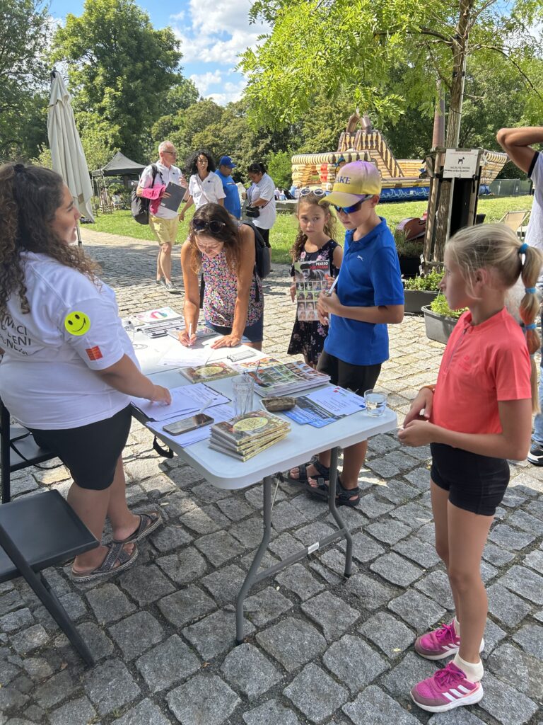 Setkání s besedou o bydlení se zástupci MHMP, MČ Praha 14 a 9