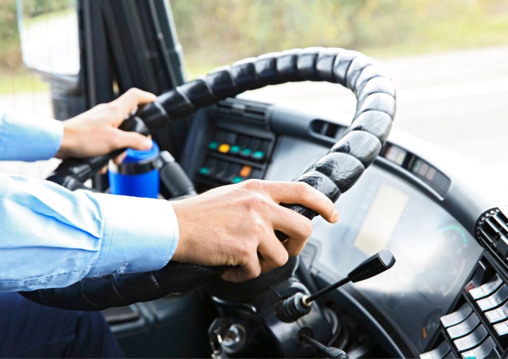 Omezení provozu v autobusové zastávce Kbelská